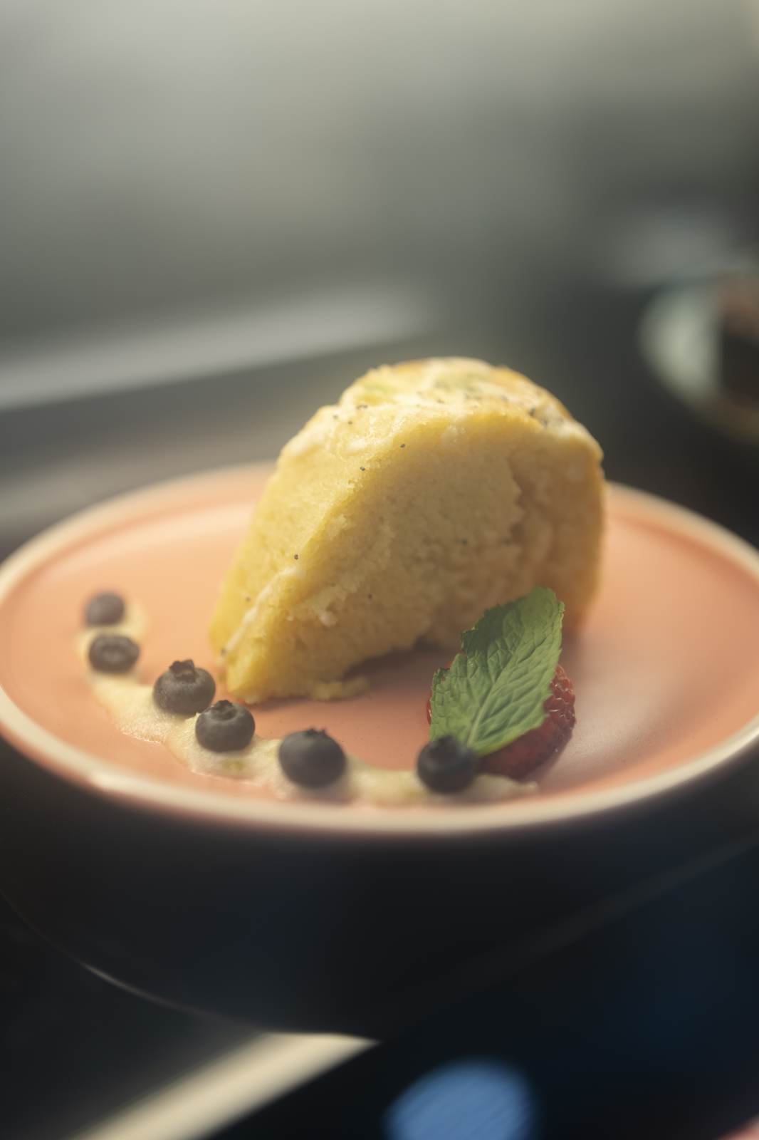 Postre de la casa con frutos rojos
